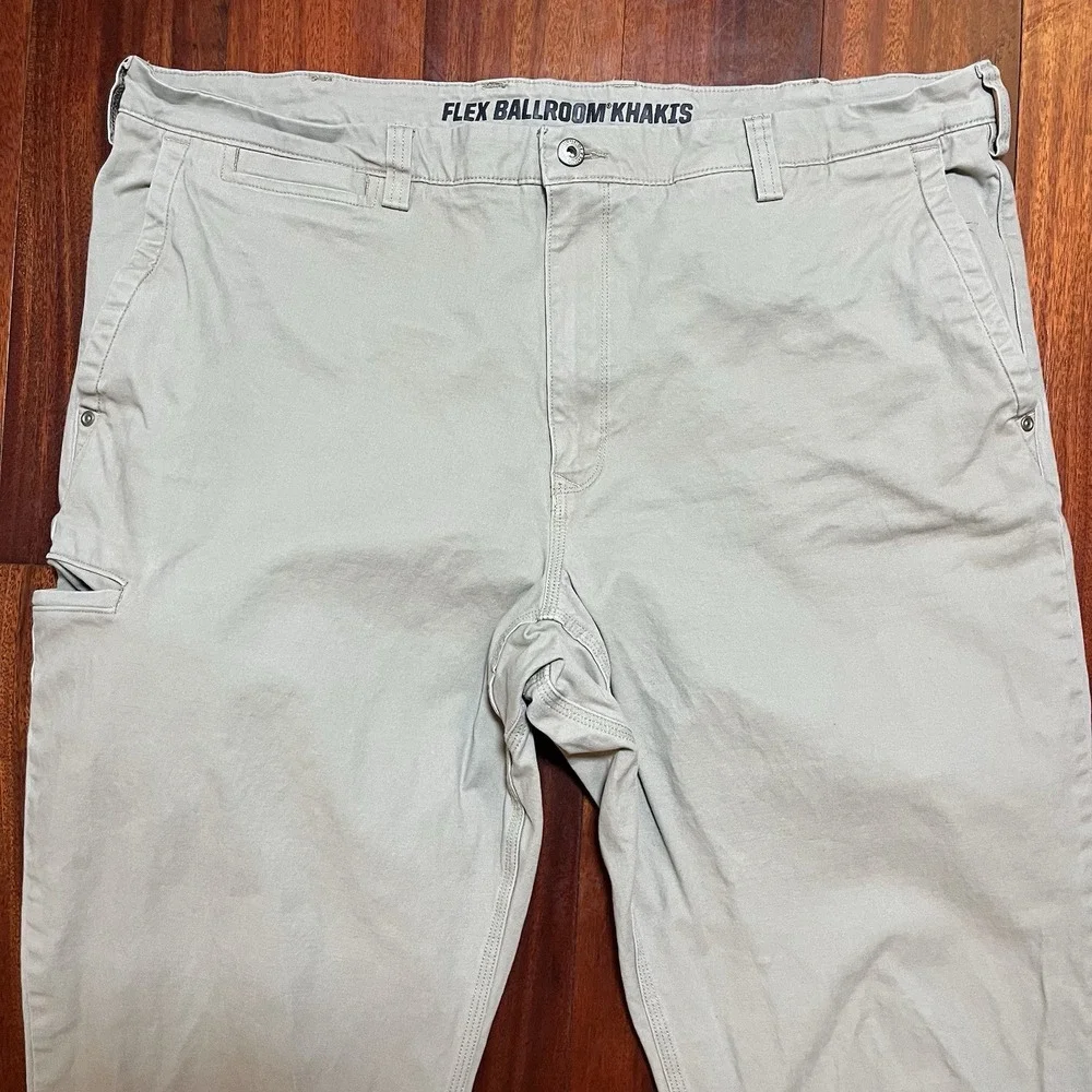 Duluth Trading Co Pants Men 42x34 Flex Ballroom Khakis Relaxed Fit Workwear READ